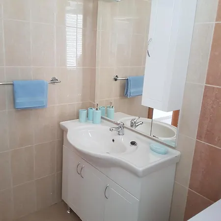 Apartman With Parking Space - 16998