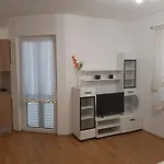 Apartament With Parking Space - 16998 *